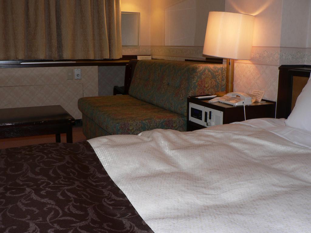 Hiroshima Kokusai Hotel Buitenkant foto