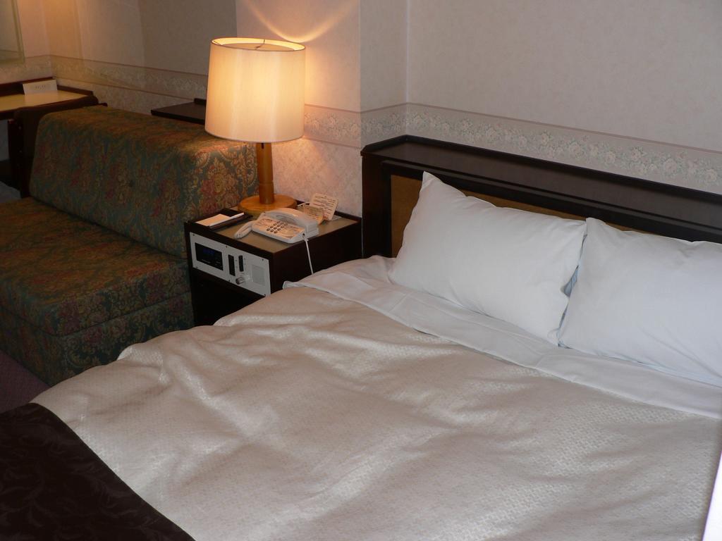 Hiroshima Kokusai Hotel Buitenkant foto
