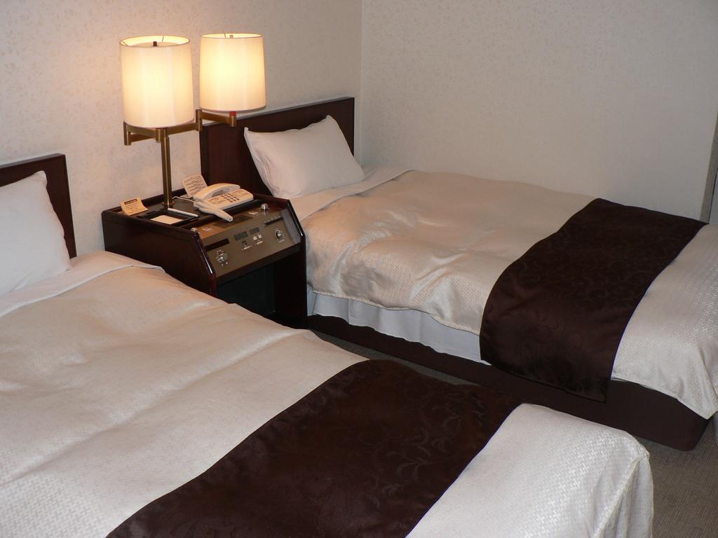 Hiroshima Kokusai Hotel Buitenkant foto